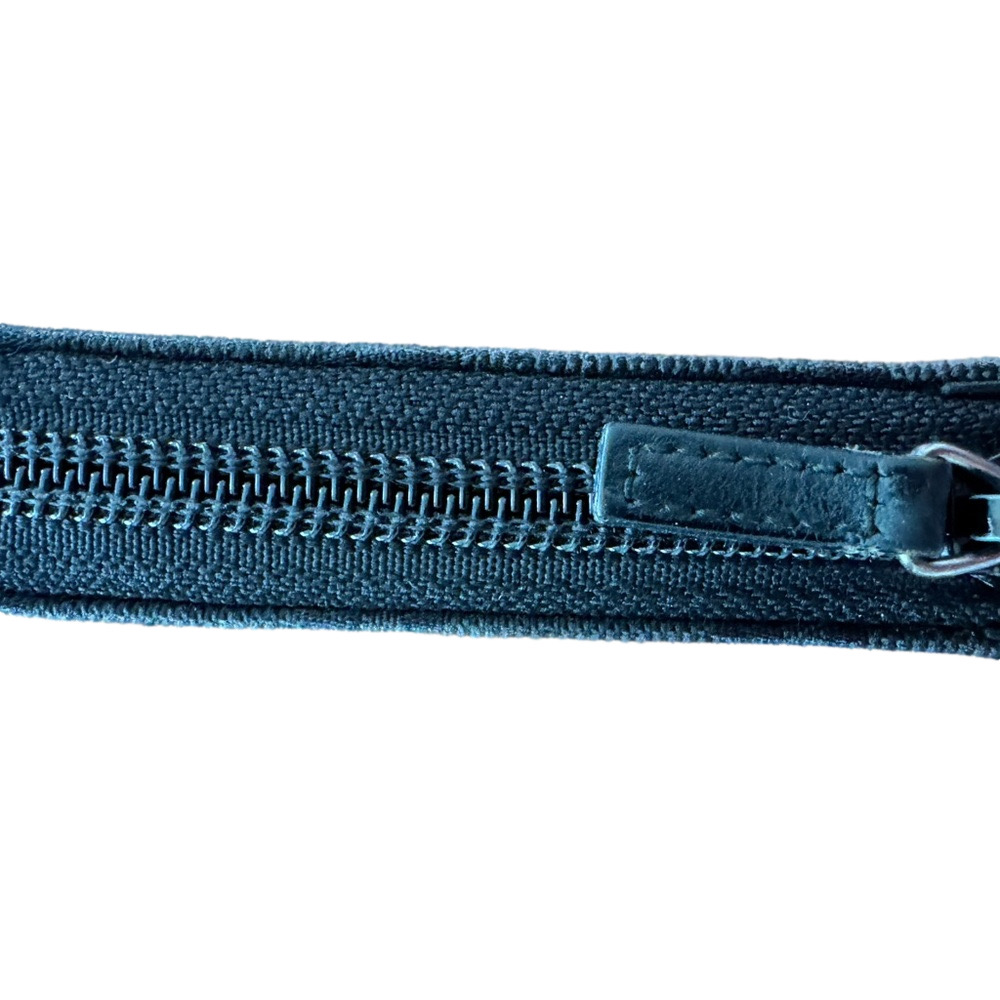 Gucci Black Monogram Wallet - Picture 3 of 7